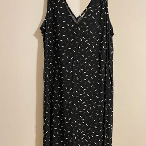 GAP Black and White Patterned Midi Dress